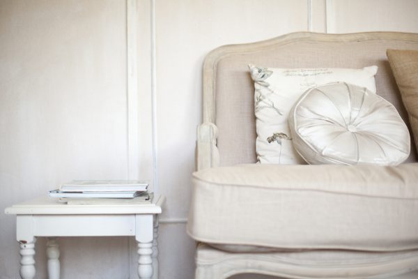 muebles restaurados, muebles vintage blancos